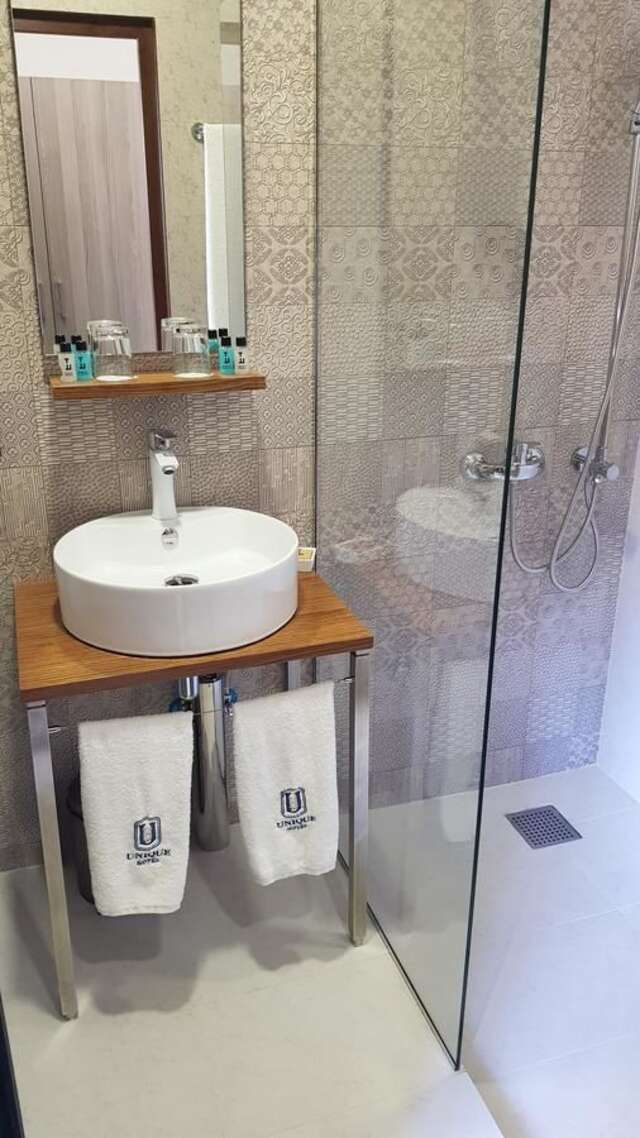 Отель Unique hotel Ереван-29