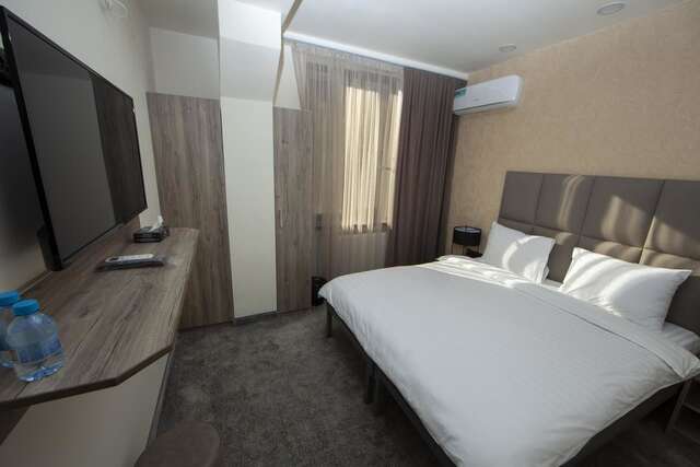 Отель Unique hotel Ереван-11